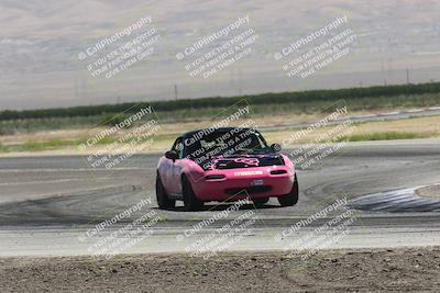 media/Jun-01-2024-CalClub SCCA (Sat) [[0aa0dc4a91]]/Group 3/Race/